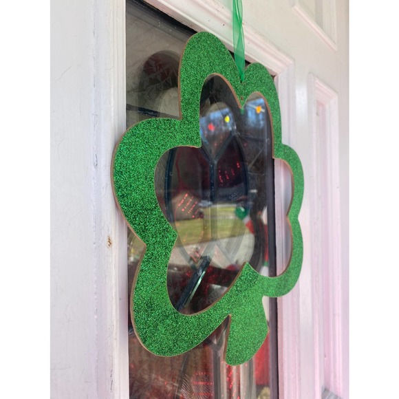 Set of 2 Saint Patrick’s Day Green & Farmhouse Shamrock Sign Wall Door Hanger - Picture 7 of 10